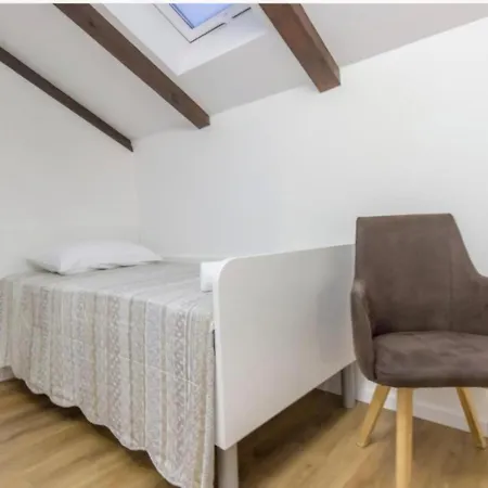 Blu Villa *